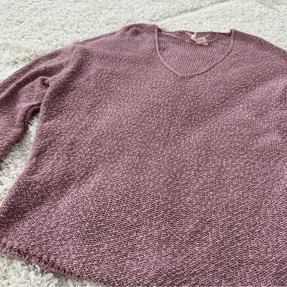 Urban Outfitters Knit Sweater - Picture 3 of 4